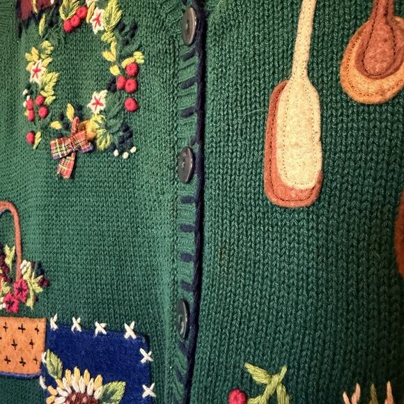 Capacity Vest Womens V-Neck Garden-Core Embroidery Buttons Cottage Core Small - Picture 8 of 11